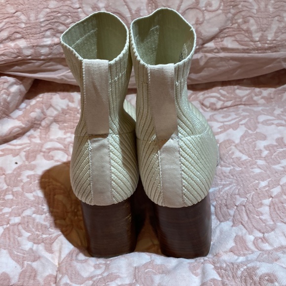 Size 8 oak white stretchy ankle boots chunky heels - Picture 9 of 12